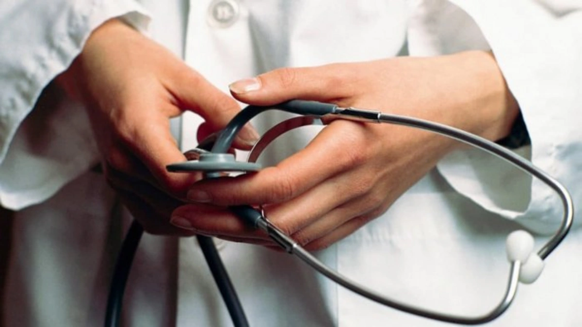 Saxta diplomlu “həkim”lərin sayı niyə artır? – “Prosesə üç dövlət qurumu nəzarət edir”