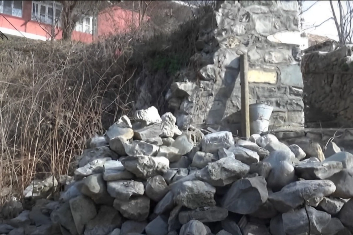 Rayonlarda sürüşmə əraziləri AKTİVLƏŞDİ: Evlərə təhlükə YARANDI