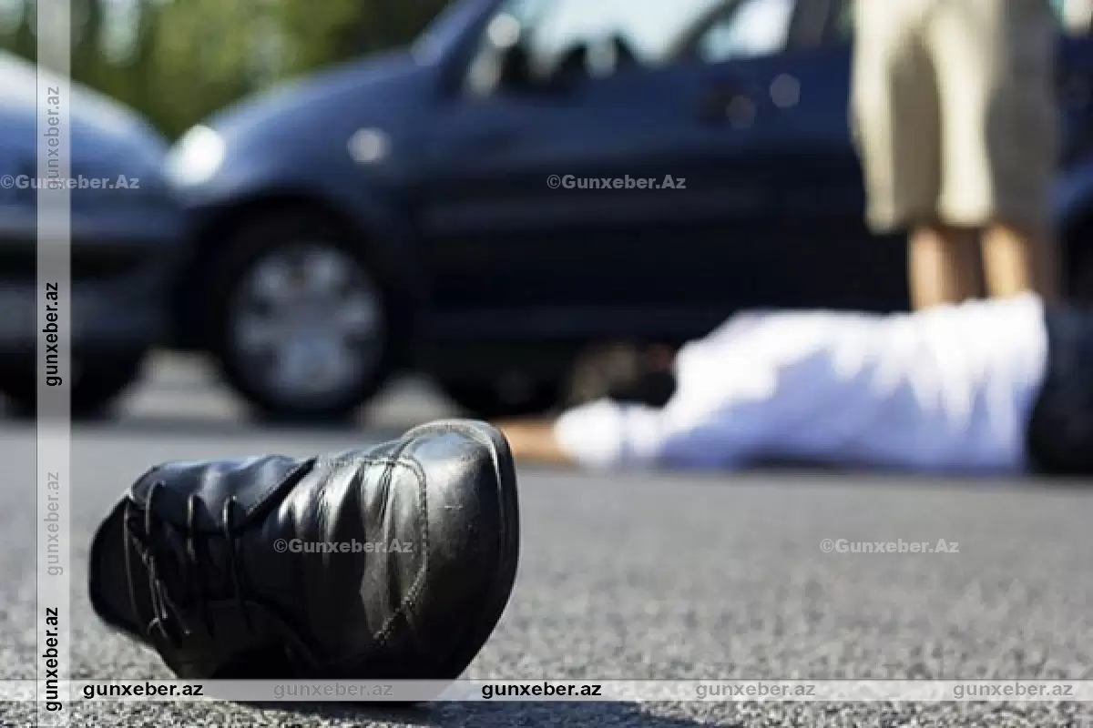 Gədəbəydə qardaşla bacını avtomobil vurdu