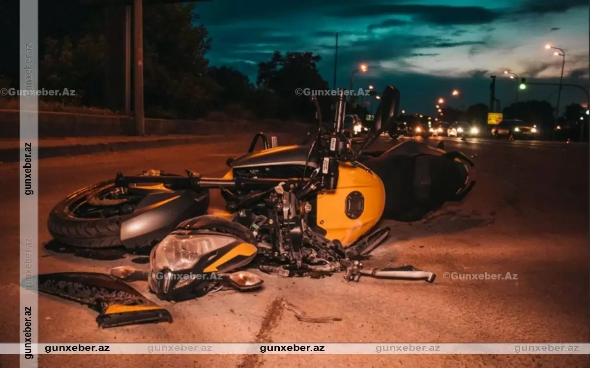 Biləsuvarda motosikletçi qəzada öldü