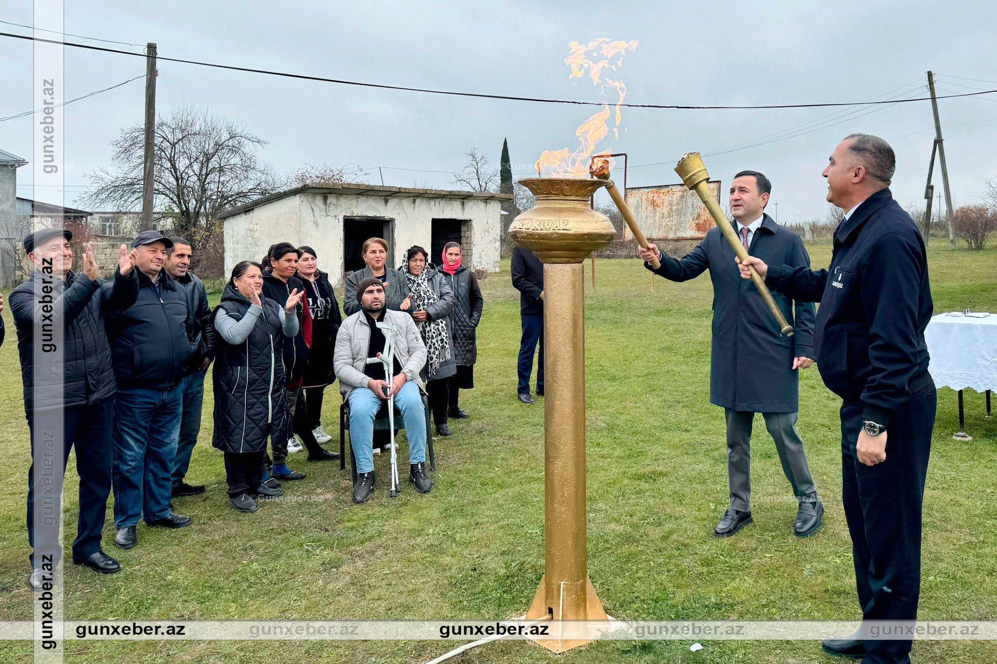 İsmayıllının Ruşan kəndinə mavi yanacaq verildi.